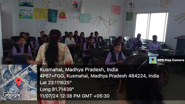 विश्व जनसंख्या दिवस के अवसर पर  शासकीय तुलसी महाविद्यालय में  एक संगोष्ठी का आयोजन स्वामी विवेकांनद कैरियर मार्गदर्शन योजना के अन्तर्गत किया गया।