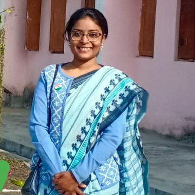POONAM DHANDE