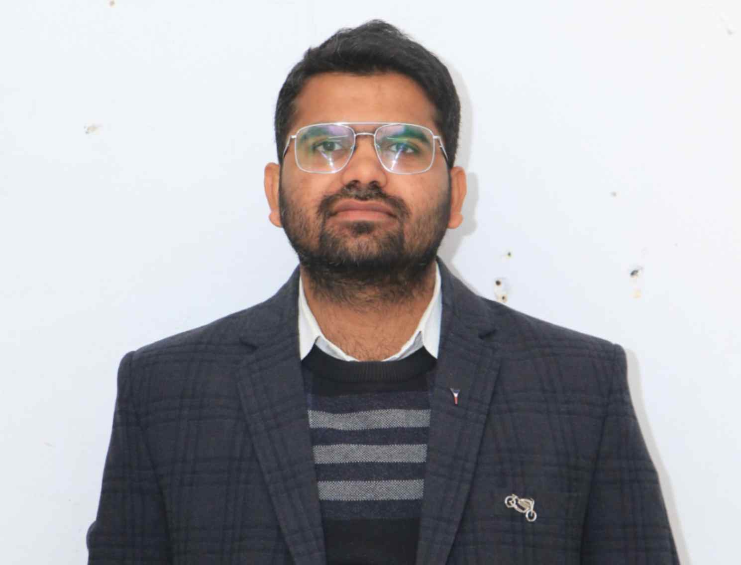 MR GYAN PRAKASH PANDEY